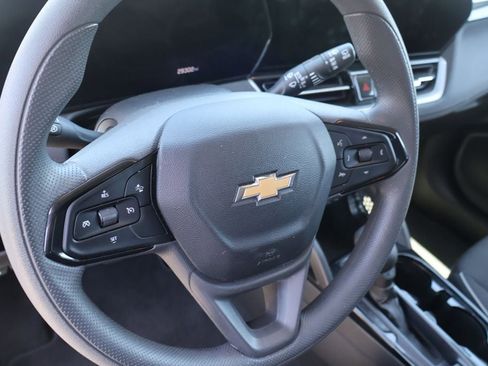 Used 2025 Chevrolet TrailBlazer LT FWD image 6