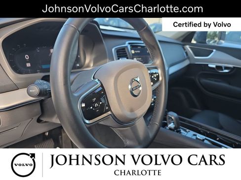 Certified 2025 Volvo XC90 B5 Core image 18