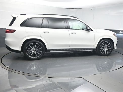 New 2026 Mercedes-Benz GLS 450 4MATIC image 8