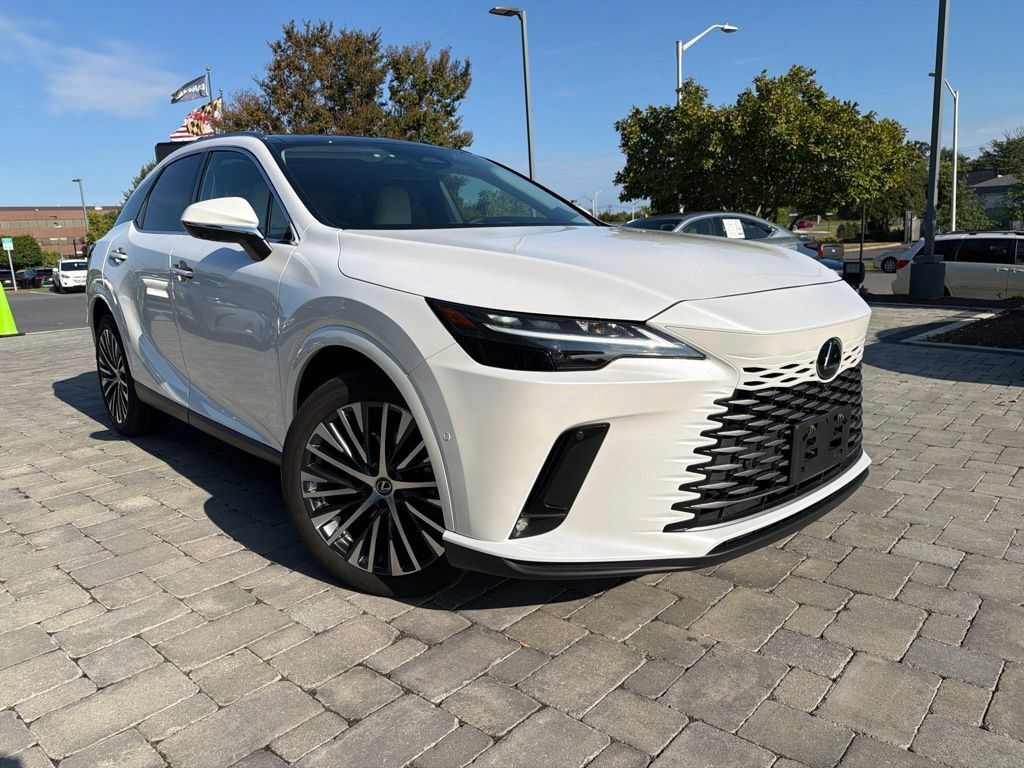 Used 2025 Lexus RX 350 w/ Convenience Package AWD/4WD image 3