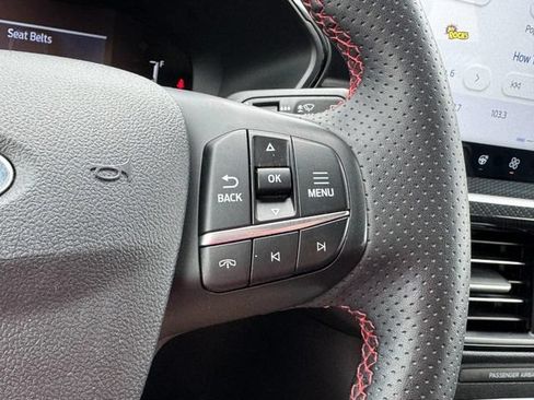 Used 2024 Ford Escape ST-Line w/ Tech Pack #1 FWD image 17