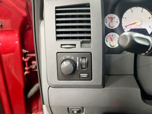 Used 2006 Dodge Ram 2500 Truck SLT w/ Trailer Tow Group image 16