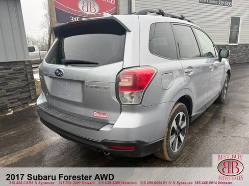 Used 2017 Subaru Forester 2.5i Premium w/ All-Weather Package AWD/4WD image 5