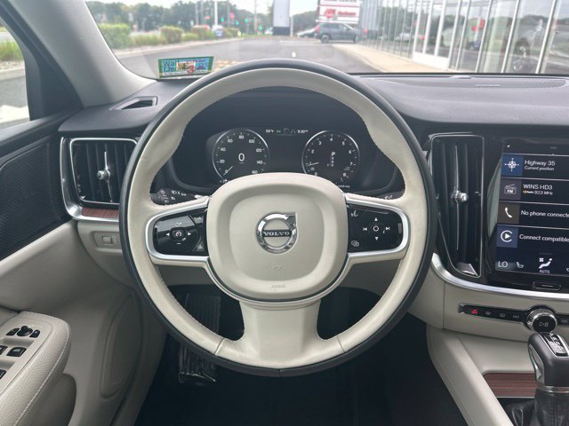 Used 2019 Volvo S60 T6 Momentum AWD/4WD image 18
