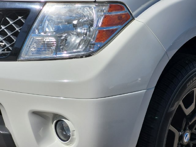Certified 2021 Nissan Frontier SV w/ Midnight Edition Floor Mats AWD/4WD image 5