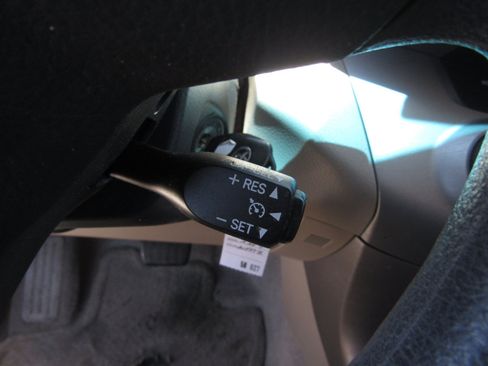 Used 2007 Toyota RAV4 2WD V6 image 23