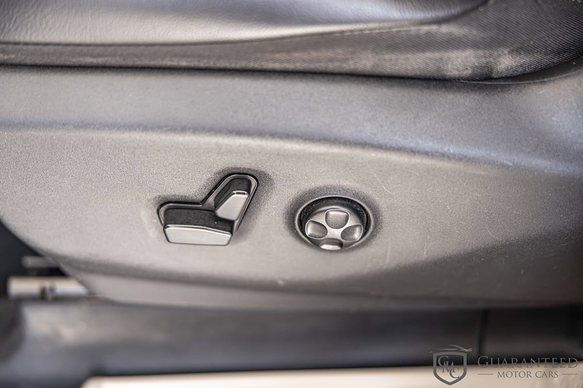 Used 2021 Chrysler Pacifica Touring-L FWD image 22