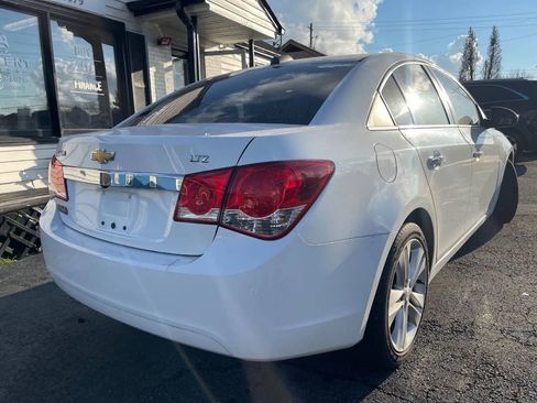Used 2016 Chevrolet Cruze LTZ image 9