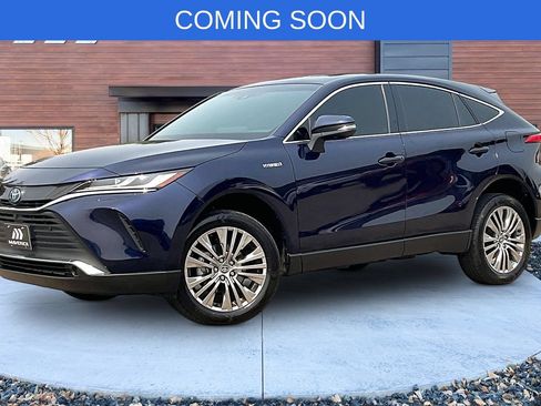 Used 2021 Toyota Venza Limited AWD/4WD image 3