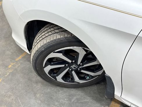 Used 2016 Honda Accord EX-L image 45