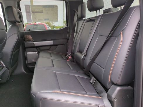 New 2026 Ford F250 Lariat w/ FX4 Off-Road Package image 14