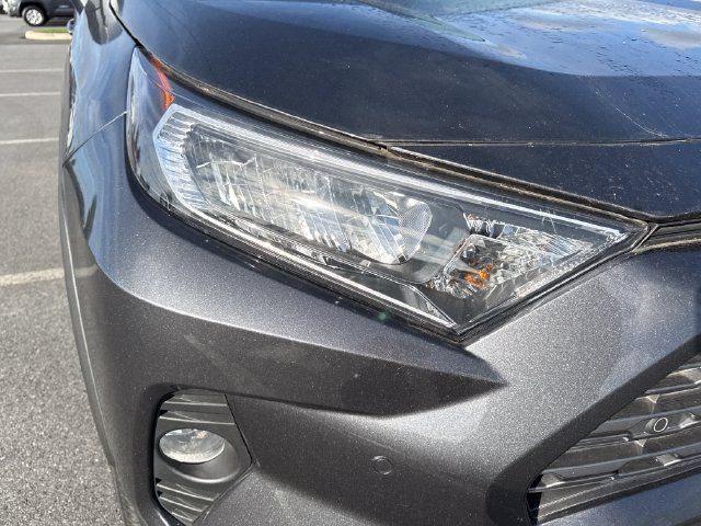 Used 2021 Toyota RAV4 Limited AWD/4WD image 12