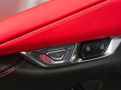 Used 2024 Chevrolet Corvette Stingray Premium Conv image 21