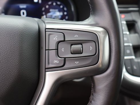 Used 2022 Chevrolet Tahoe Z71 w/ Luxury Package image 21