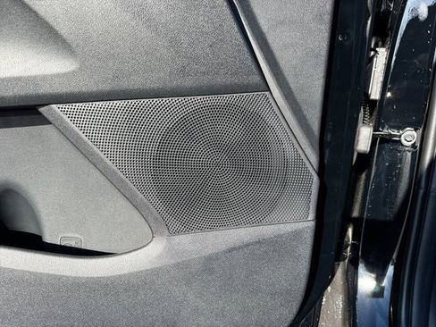 New 2025 Kia Sorento S w/ Panoramic Sunroof Package image 16