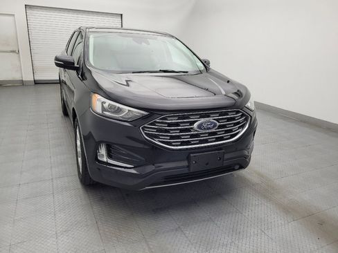 Used 2022 Ford Edge Titanium AWD/4WD image 14