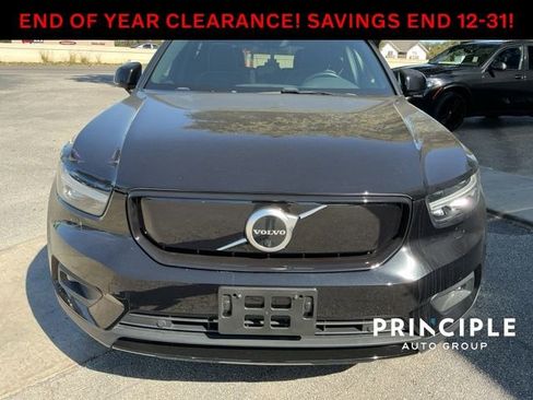 Certified 2021 Volvo XC40 P8 Recharge w/ Advanced Package image 4