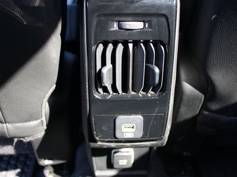 Used 2025 Jeep Compass Trailhawk w/ Trailer Tow Group image 27