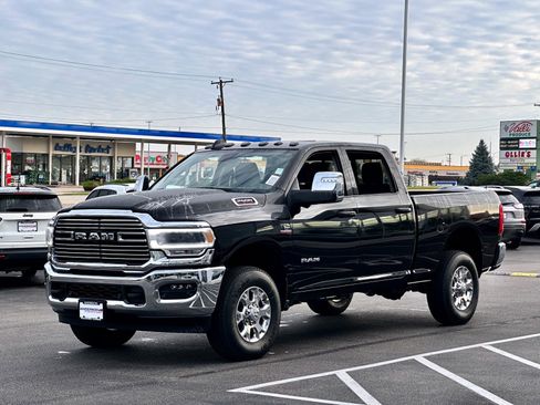 New 2024 RAM 2500 Laramie image 22
