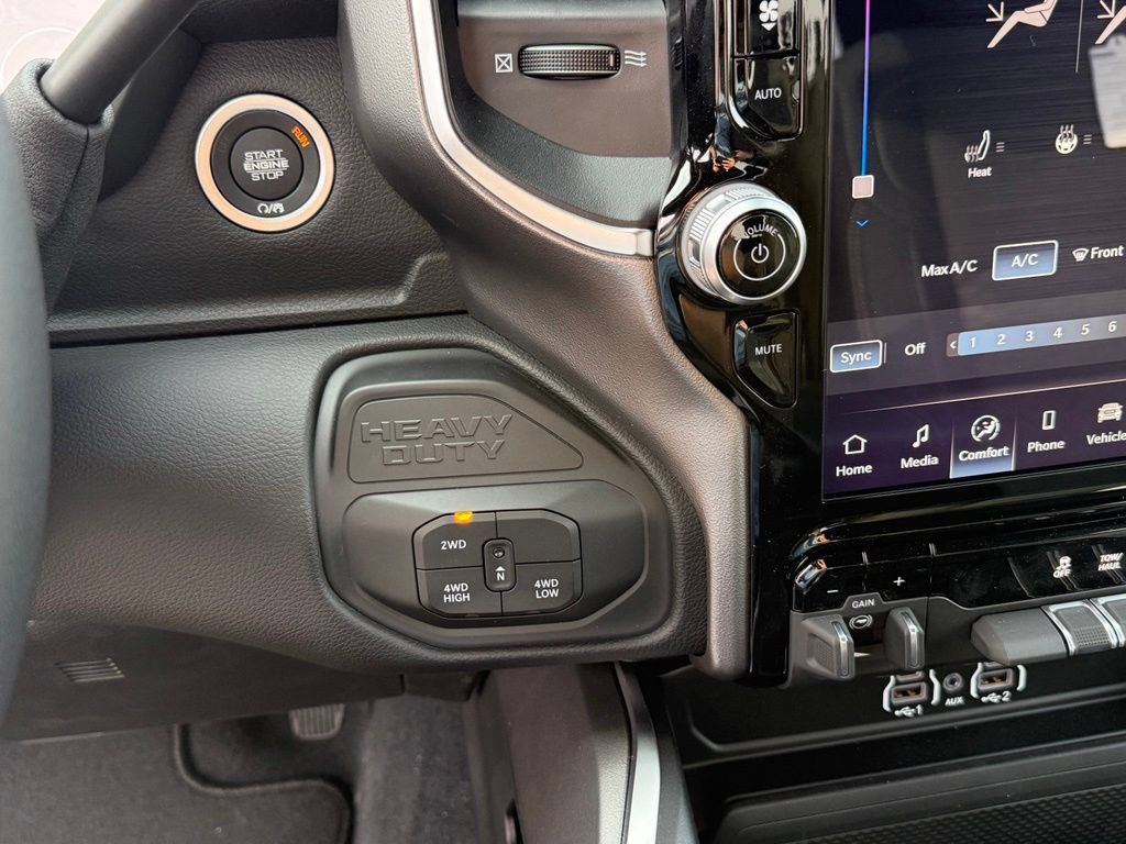 New 2027 RAM 3500 Big Horn AWD/4WD image 21