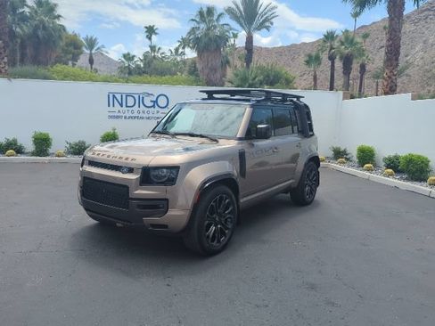 Certified 2025 Land Rover Defender 110 AWD/4WD image 1