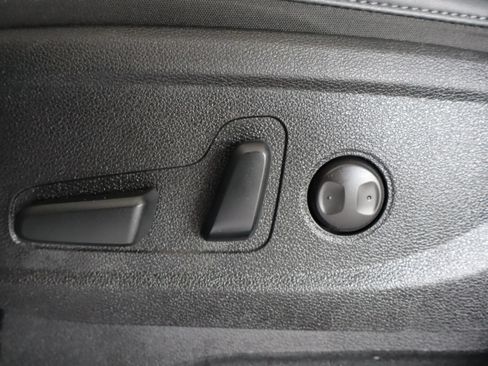 Used 2023 Kia Telluride S AWD/4WD image 11