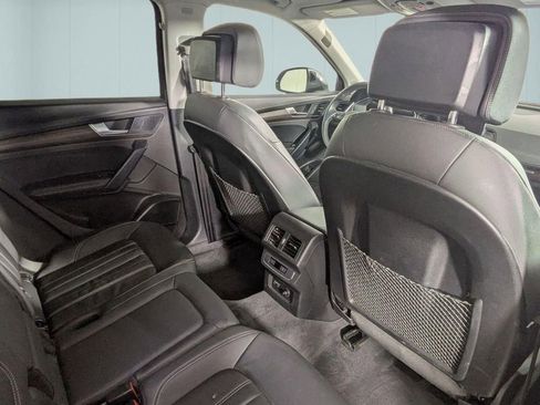 Used 2021 Audi Q5 e Premium Plus image 30