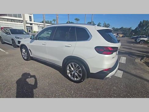Certified 2025 BMW X5 xDrive50e w/ Premium Package image 30