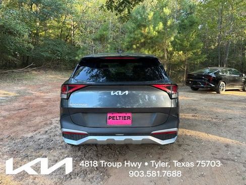 Certified 2024 Kia Sportage EX FWD image 10