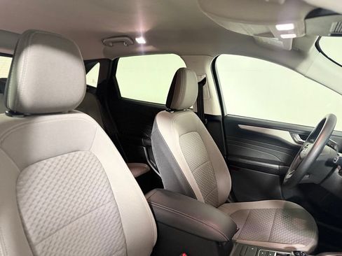 Used 2021 Ford Escape SE FWD image 26