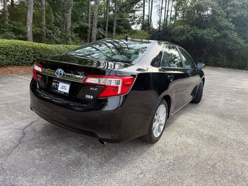 Used 2012 Toyota Camry XLE w/ Leather Pkg FWD image 6