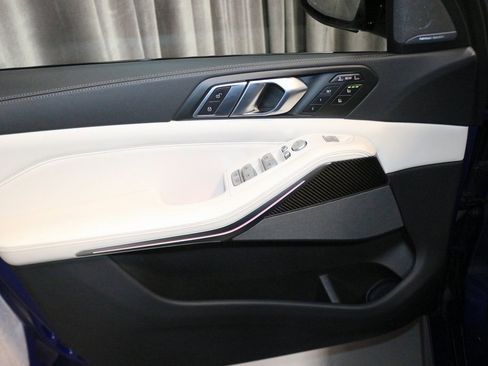 Certified 2023 BMW X7 M60i w/ Executive Package image 14