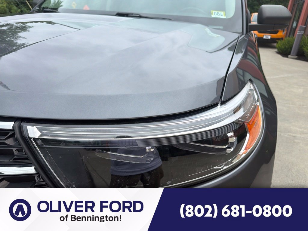 Used 2022 Ford Explorer XLT w/ Equipment Group 202A AWD/4WD image 17
