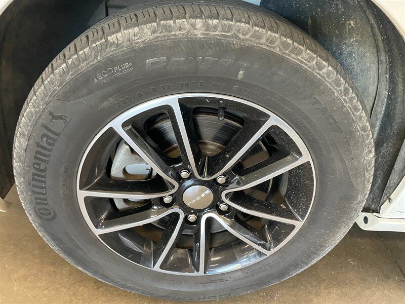 Used 2019 Dodge Grand Caravan GT FWD image 22
