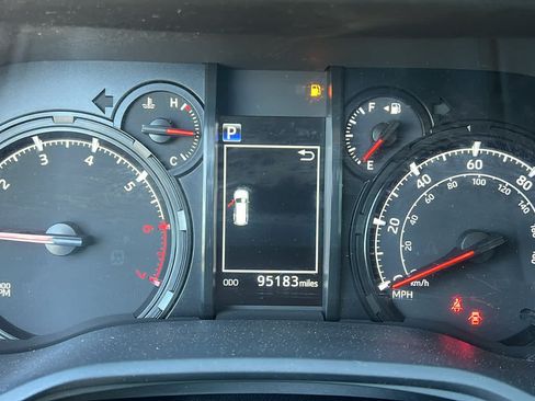 Used 2023 Toyota 4Runner SR5 Premium w/ Moonroof Package AWD/4WD image 21