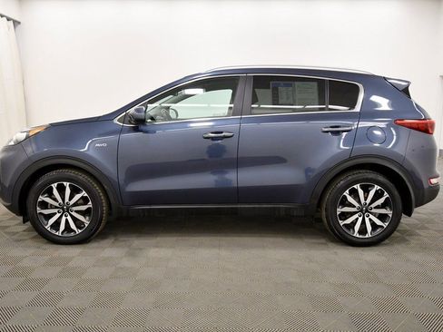 Used 2017 Kia Sportage EX image 4