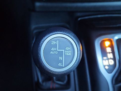 Used 2021 Jeep Wrangler Rubicon w/ Cold Weather Group image 24