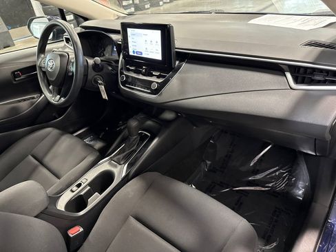 Used 2024 Toyota Corolla LE FWD image 15