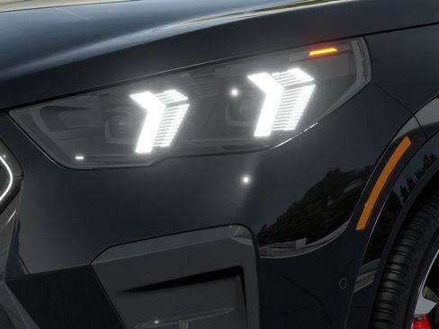 New 2026 BMW X2 M35i w/ Technology Package image 6