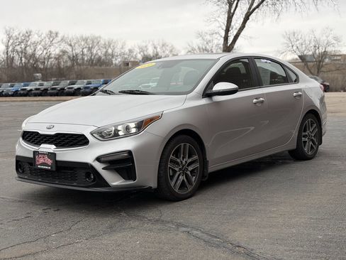 Used 2020 Kia Forte EX w/ EX Special Edition image 3