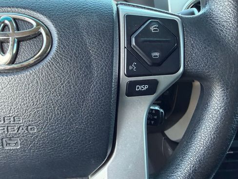 Used 2016 Toyota Tundra SR5 w/ TRD Off Road Package image 20