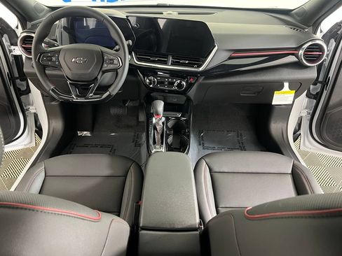 New 2026 Chevrolet Trax RS FWD image 9