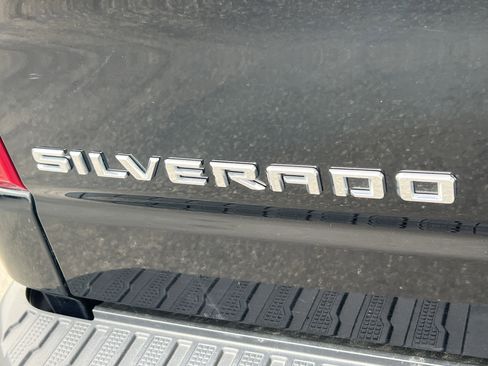 Used 2022 Chevrolet Silverado 1500 High Country w/ Safety Package II image 9