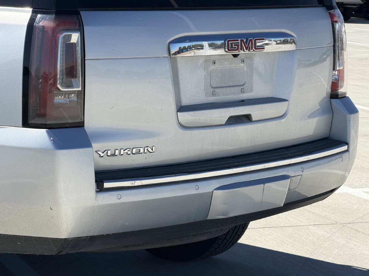 Used 2018 GMC Yukon Denali w/ Denali Ultimate Package RWD image 7