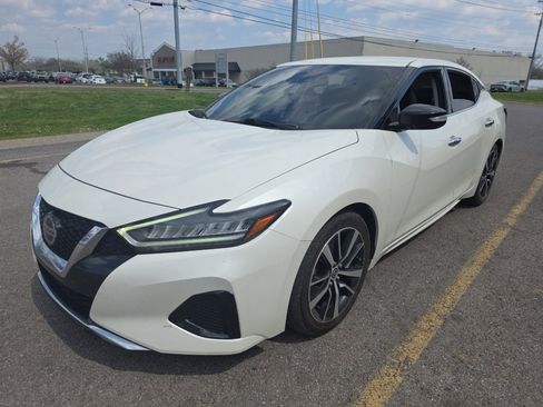 Used 2022 Nissan Maxima SV w/ Floor Mat Group image 8