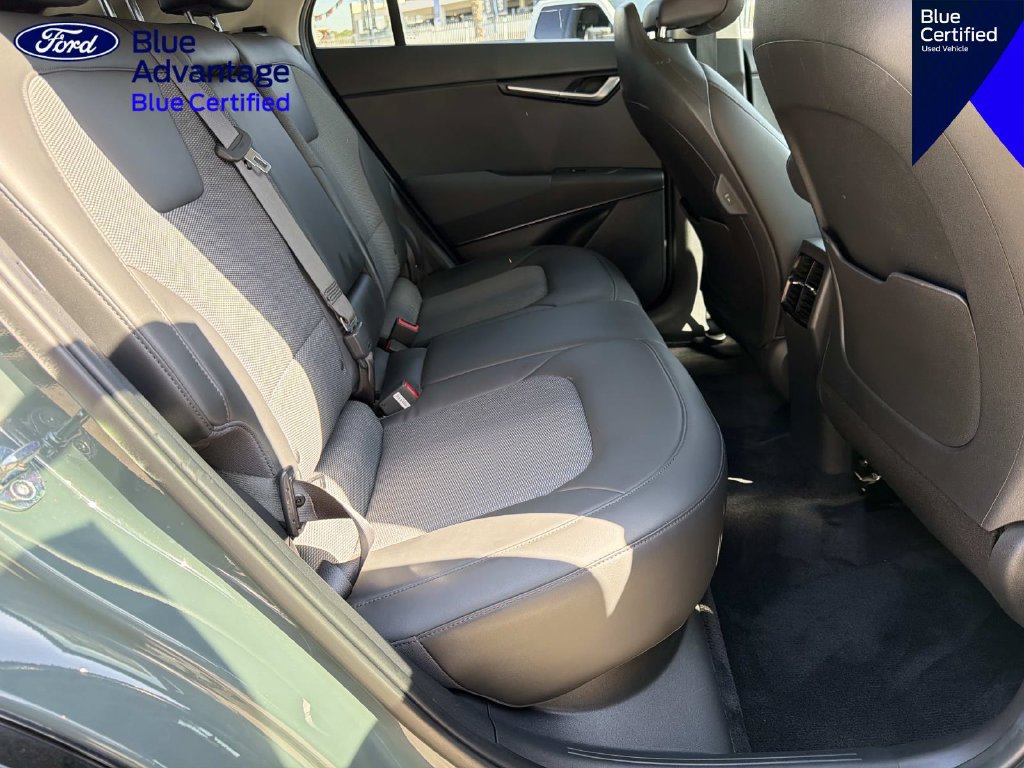 Used 2023 Kia Niro Wind FWD image 28