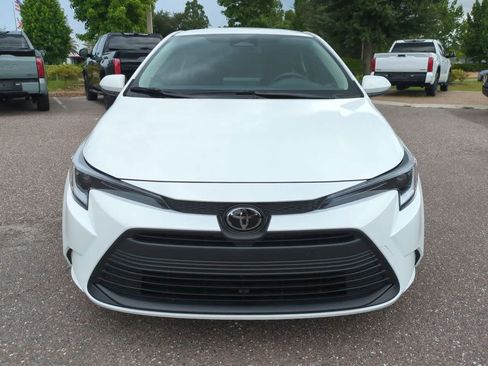 Used 2026 Toyota Corolla LE FWD image 9