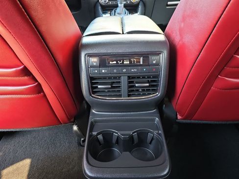 Used 2023 MAZDA CX-9 Carbon Edition image 16