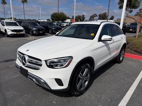 Used 2022 Mercedes-Benz GLC 300 image 1