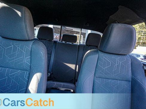 Used 2018 Toyota Tacoma TRD Off-Road image 21